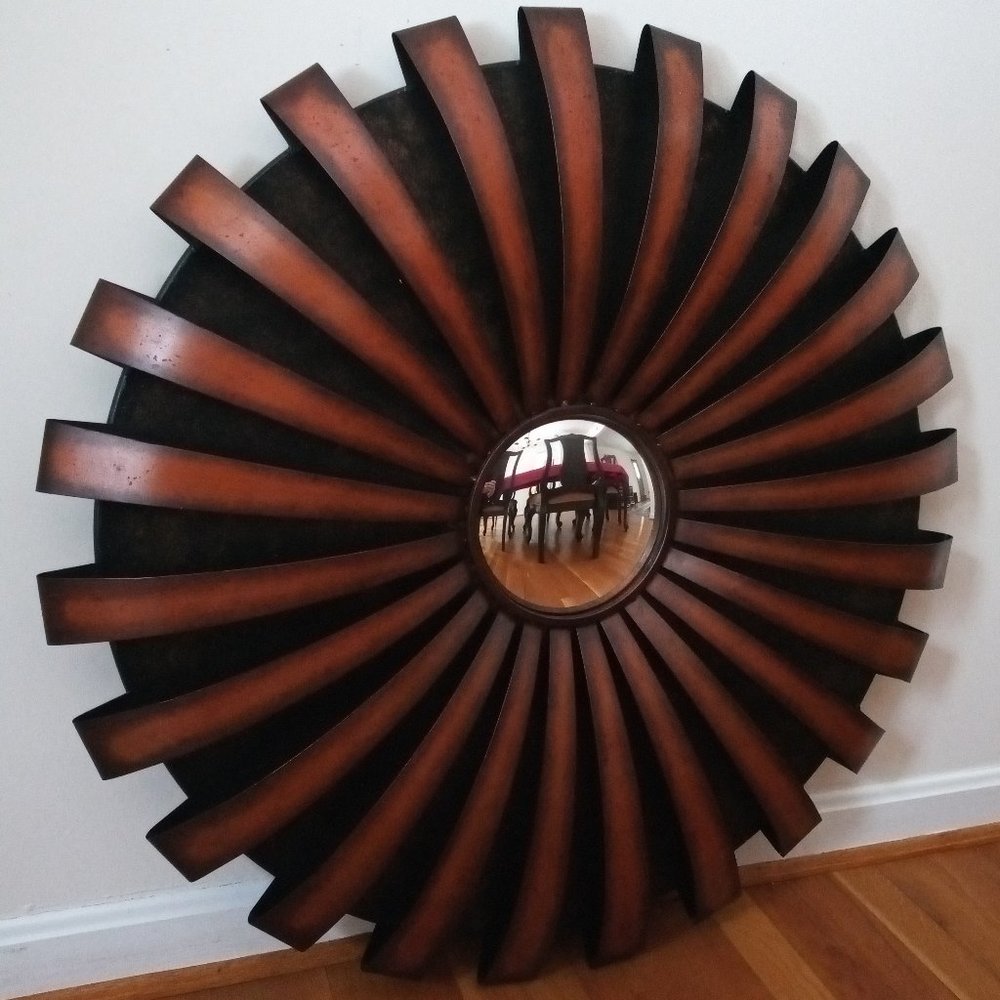 Almost New Pier 1 Wall Decor